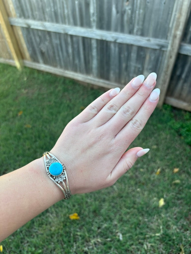Turquoise Circle Fan Detail Cuff