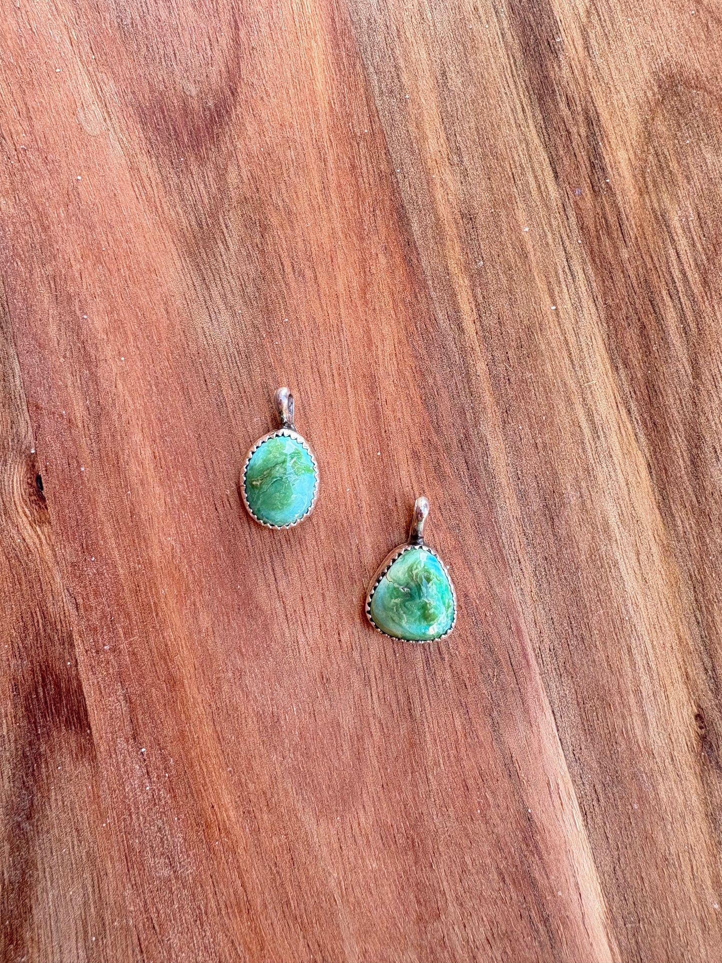 Sierra Bella Dainty Serrated Border Pendants - MULTIPLE