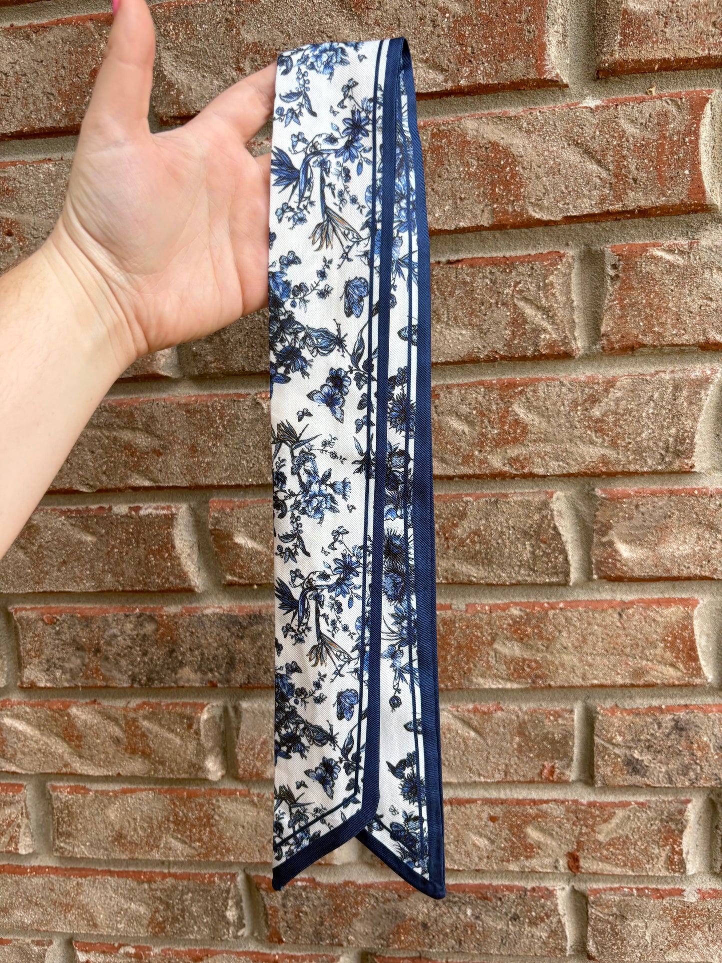 Navy Floral Twilly