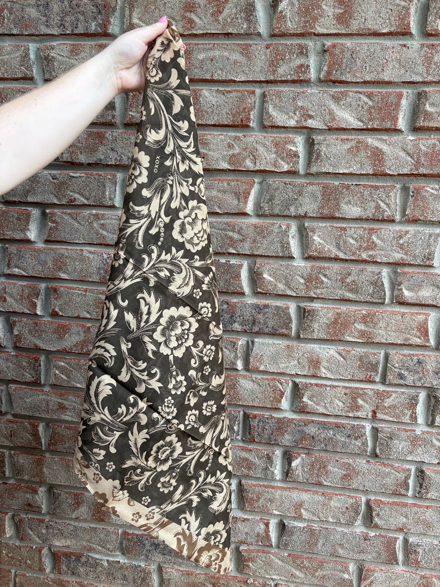 Tooled Leather Shorty Scarf