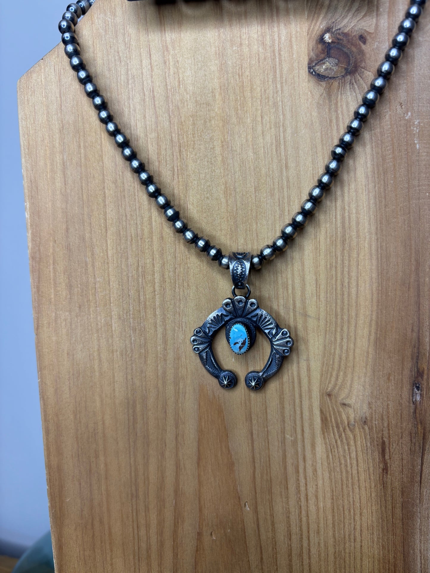 Golden Hills Naja Pendant