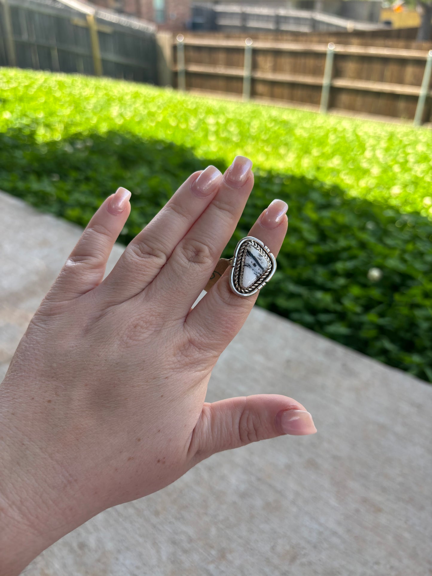 White Buffalo Triangle with Rope Sterling Border Ring - SIZE 6