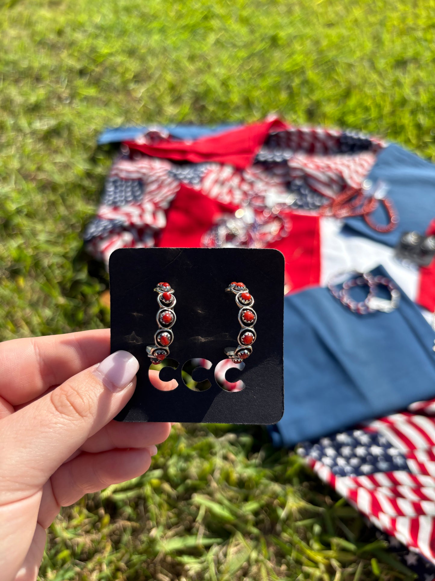 Red Coral 8-stone Medium Hoops