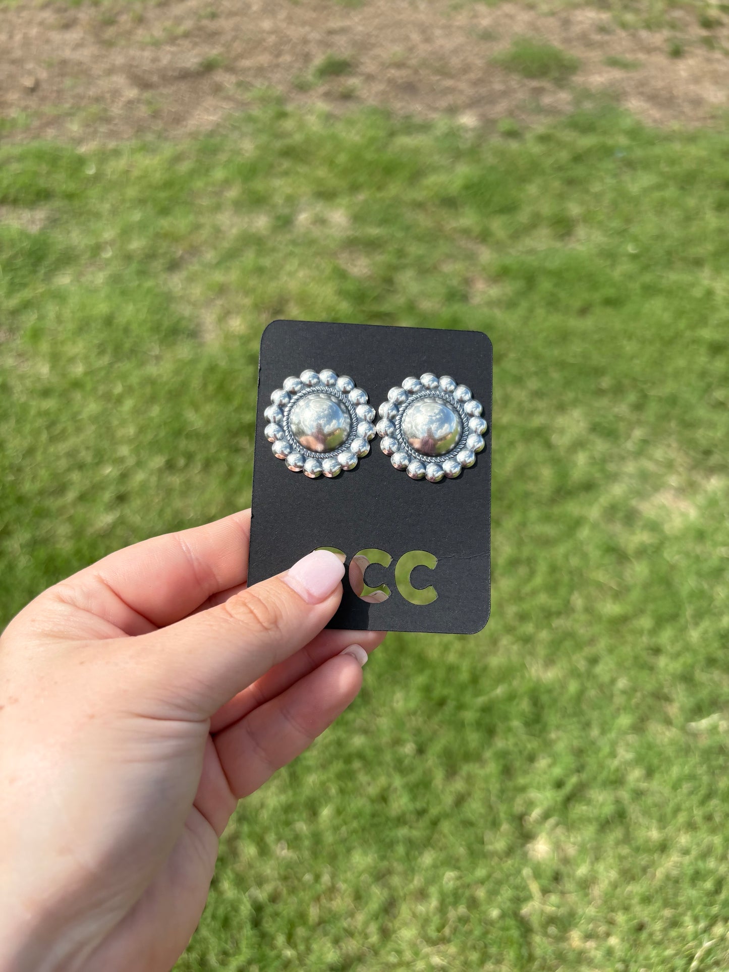 Sterling Throwback Studs - Extra Large