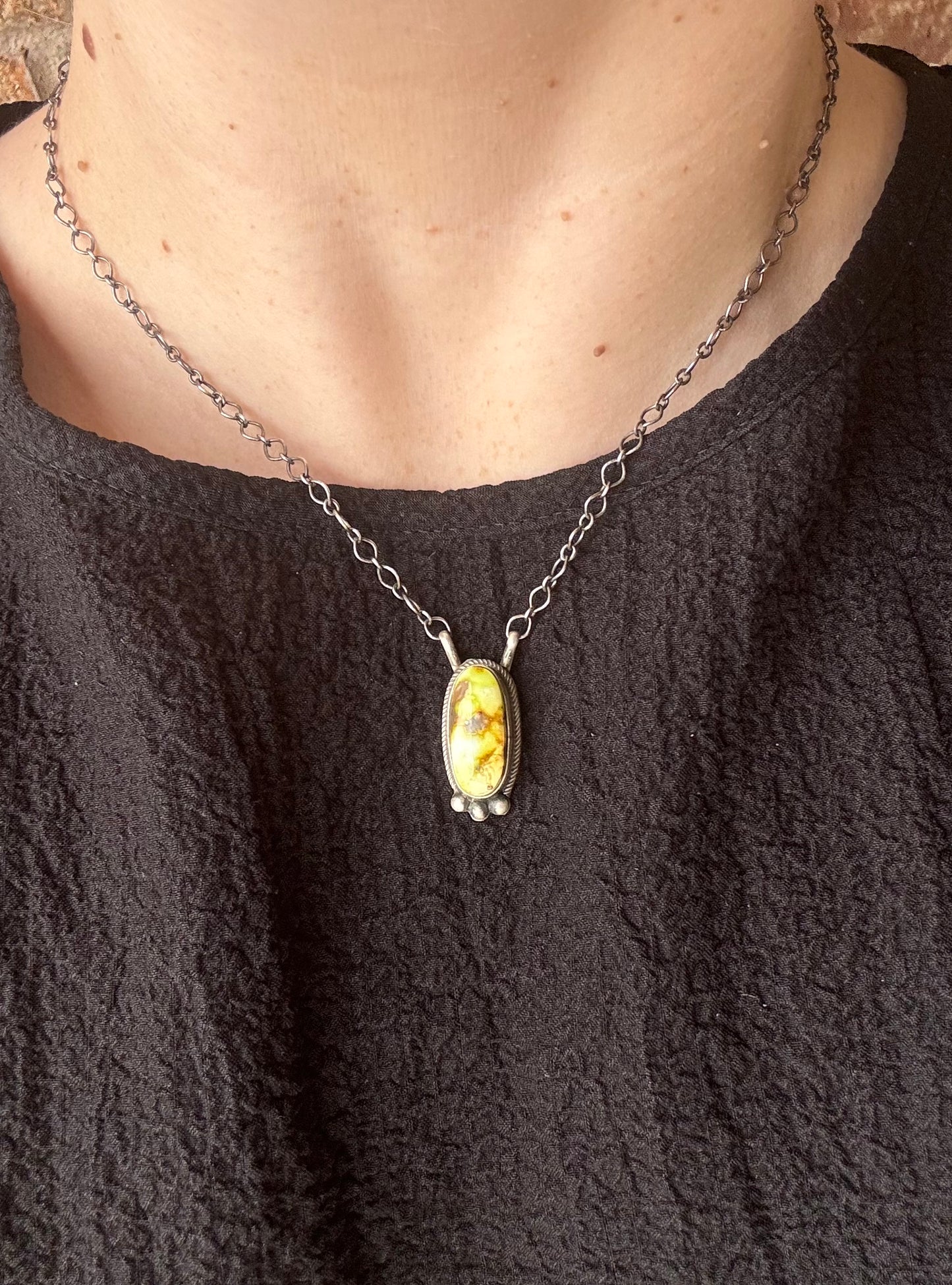 Palomino Oval Detail Necklace - 18"