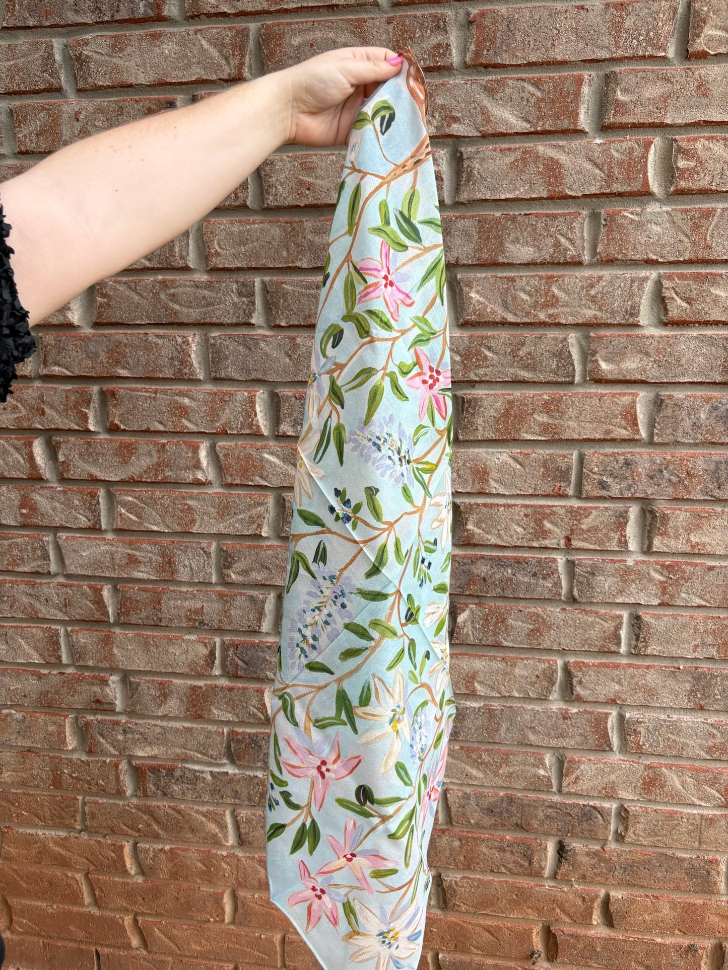 Garden Party Shorty Scarf