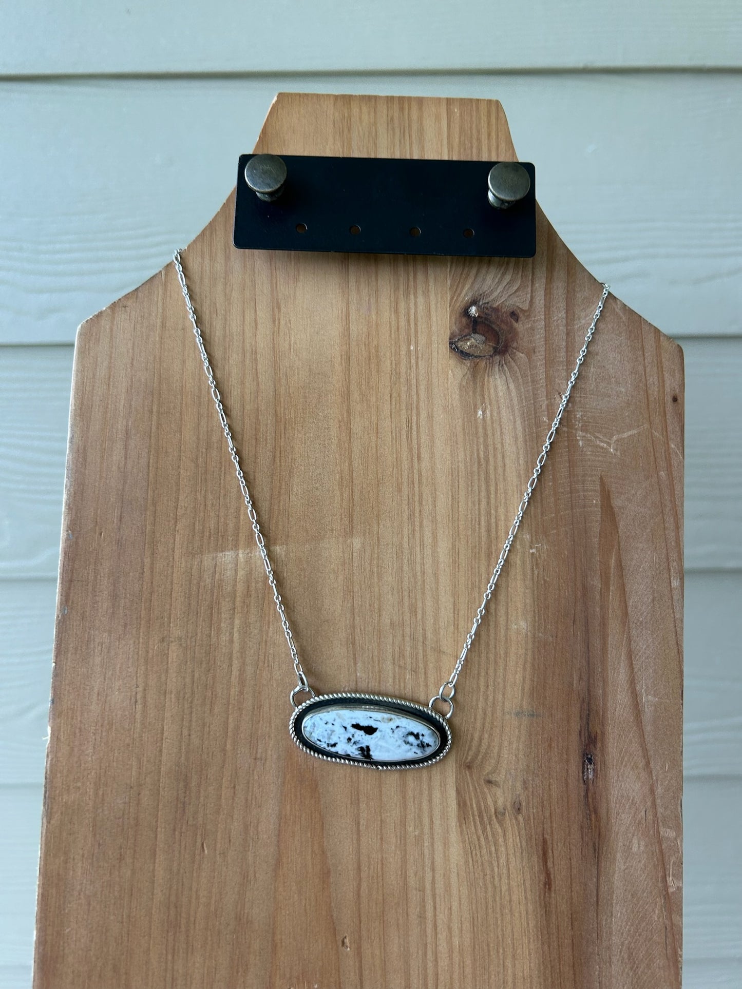 White Buffalo Large Oval Bar Necklace - 18"
