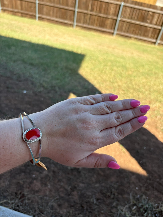 Rosarita Teardrop Single Stone Cuff