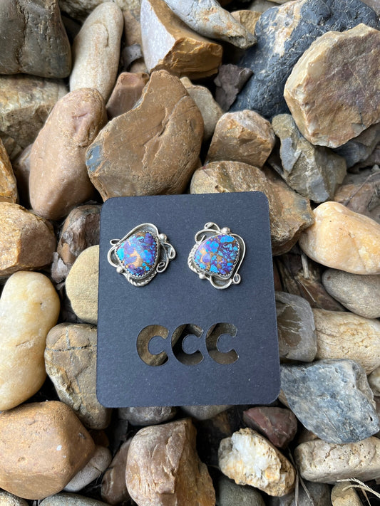 Purple Mojave Triangle Studs with Detail