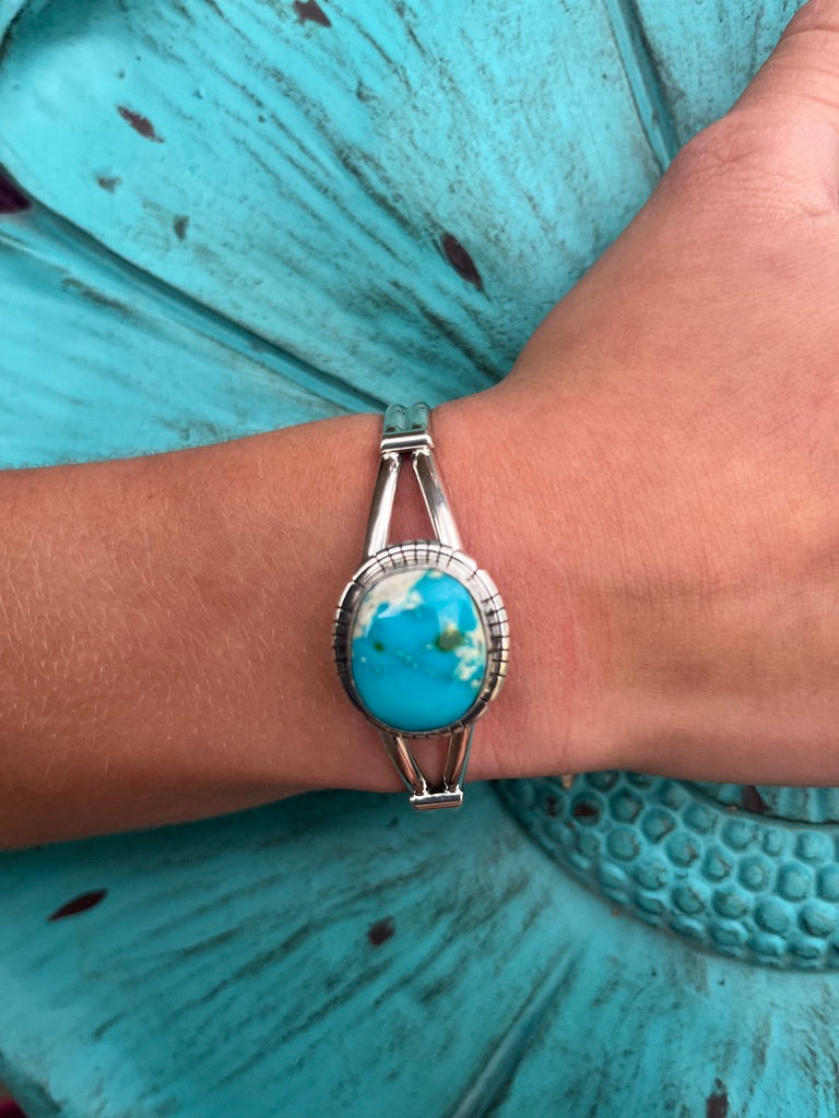 Sierra Bella Large Oval Stone Cuff