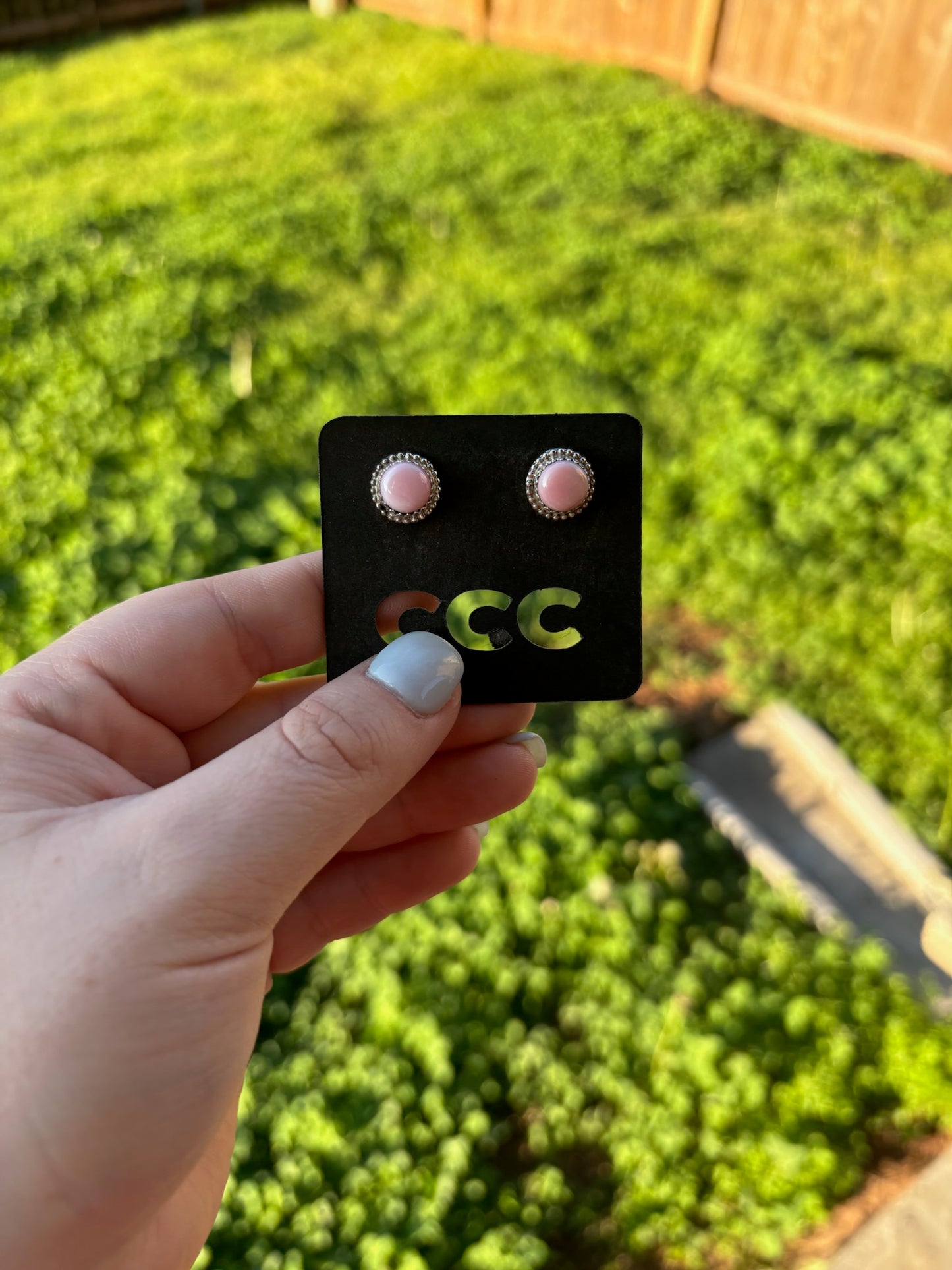 Pink Conch Medium Circle Studs with Rope Border