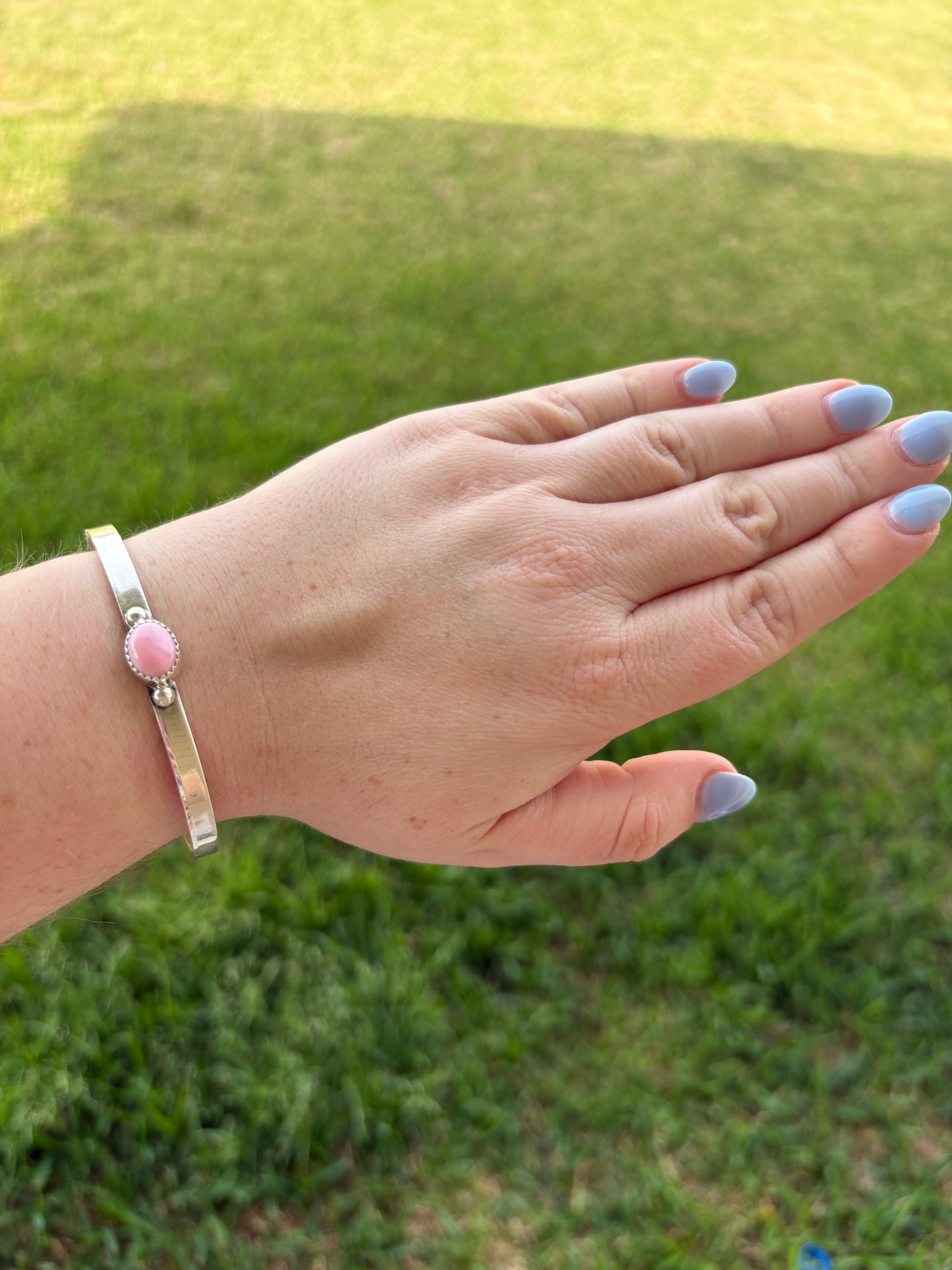 Pink Conch Dainty Oval Stone Cuff