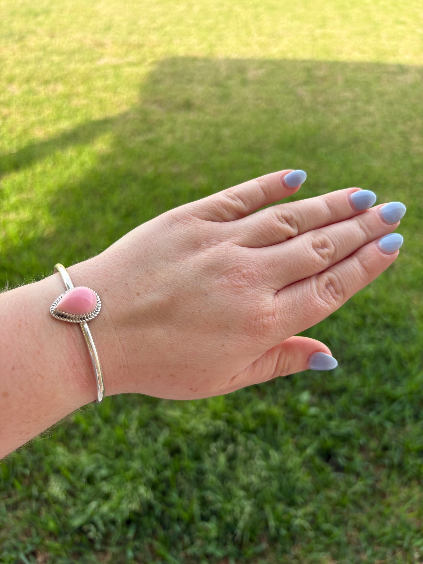 Pink Conch Teardrop Cuff