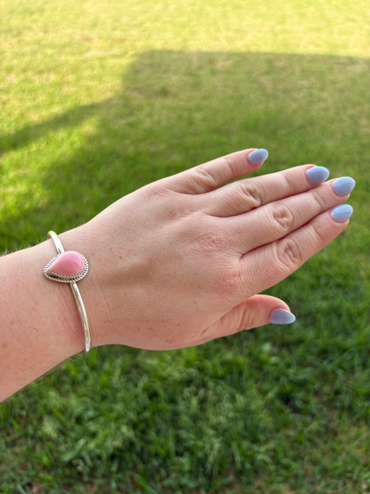 Pink Conch Teardrop Cuff