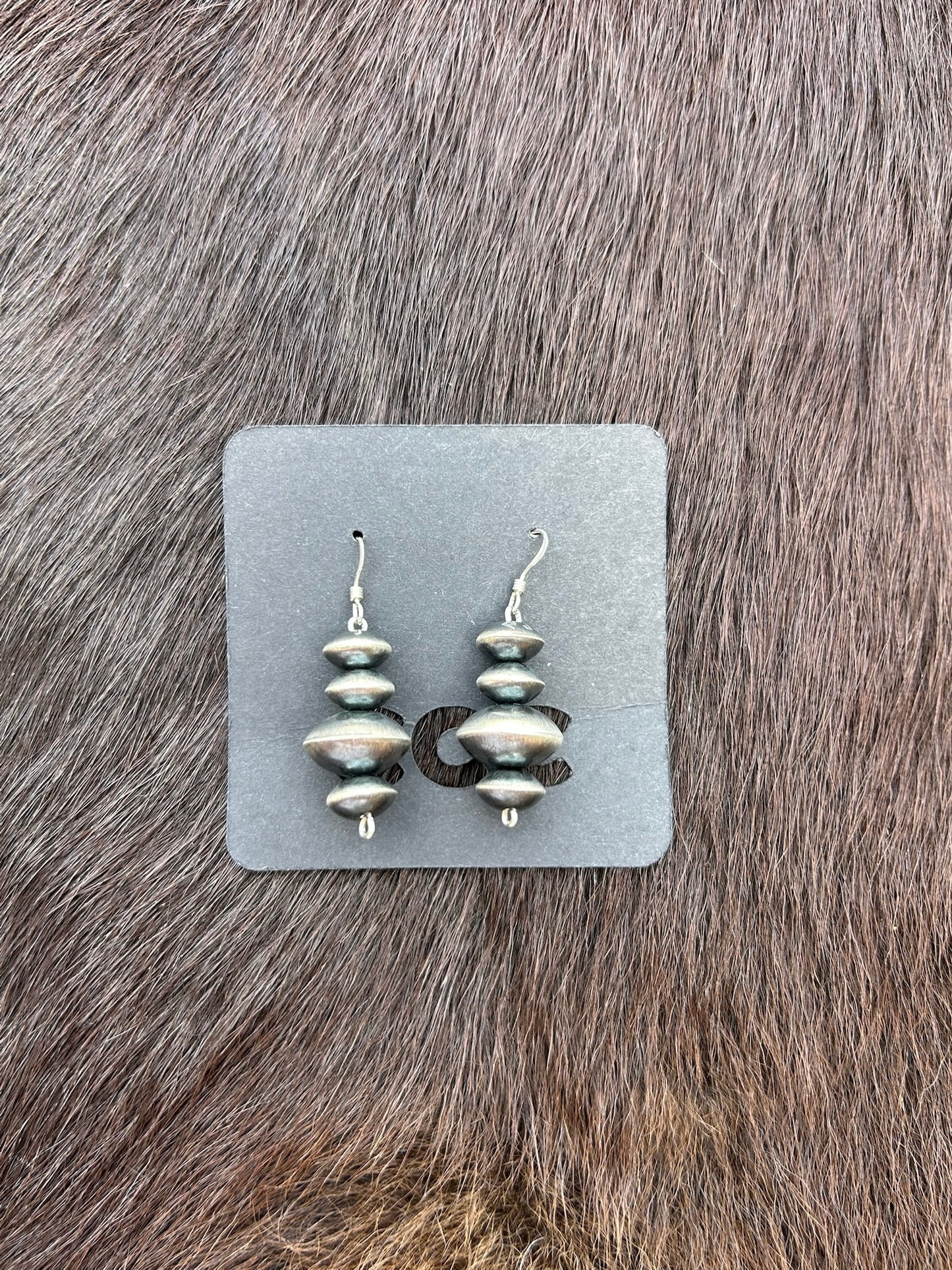 Navajo Pearl Saucer 4-Bead Dangle Earrings