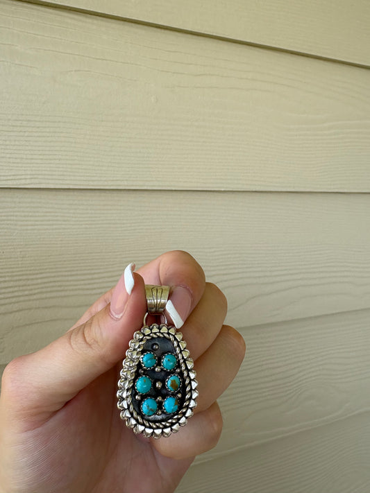 Kingman Stirrup Cluster Pendant