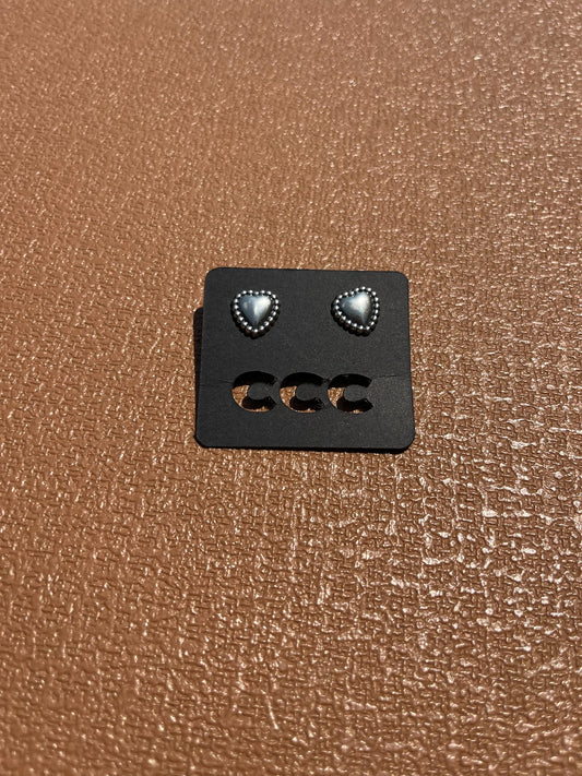 Throwback Heart Studs