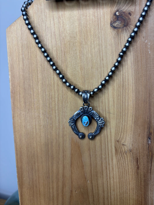 Golden Hills Naja Pendant