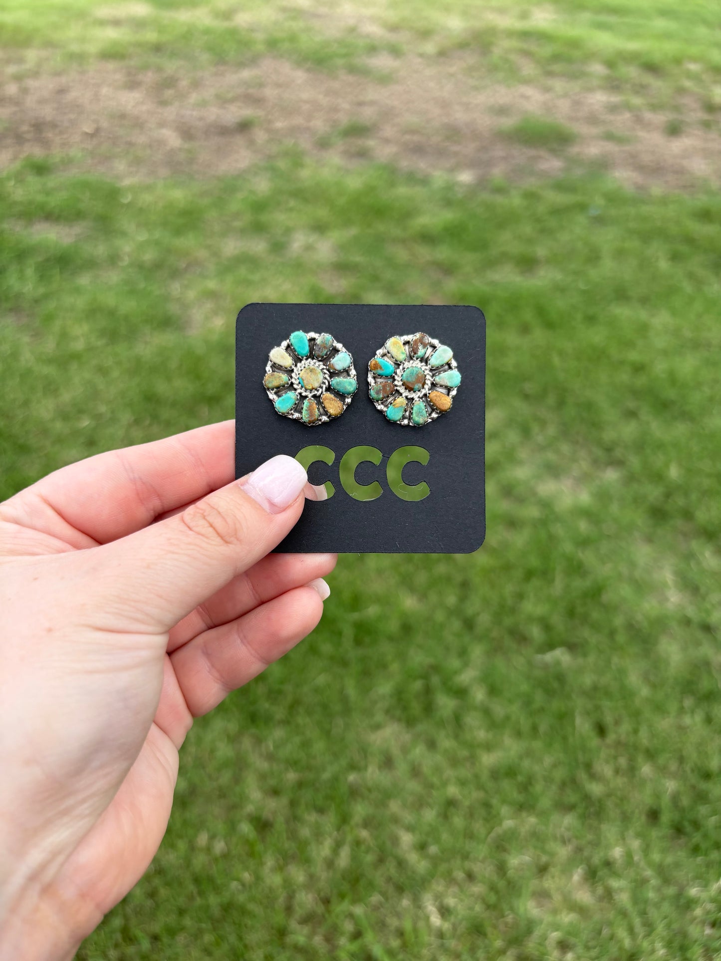 Turquoise Variated 10-Stone Flower Cluster Earrings