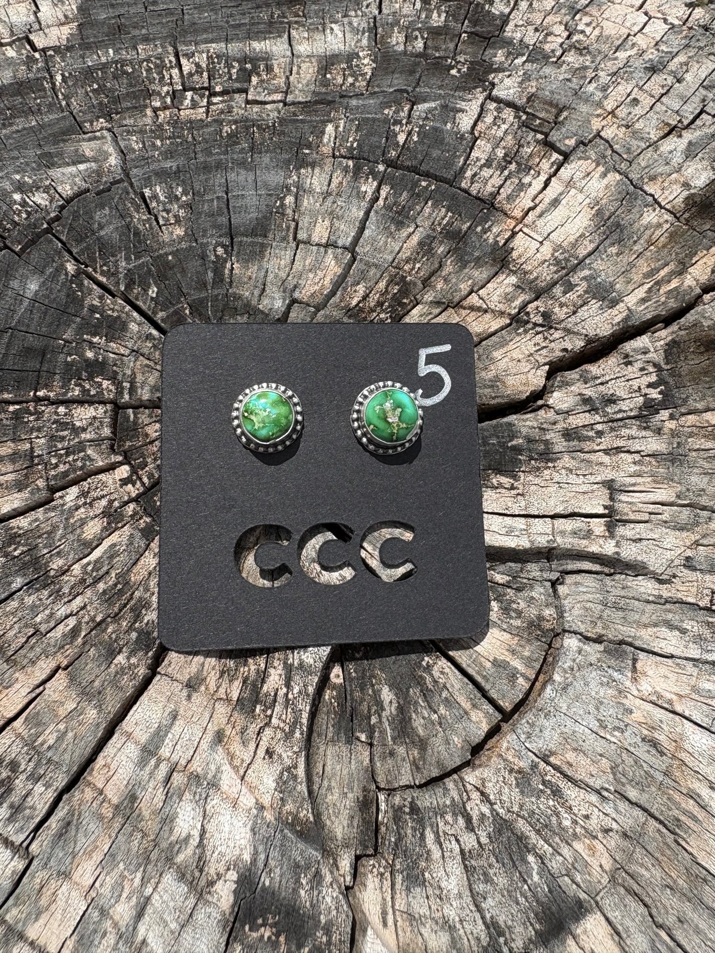 Sonoran Small Studs with Bead Border