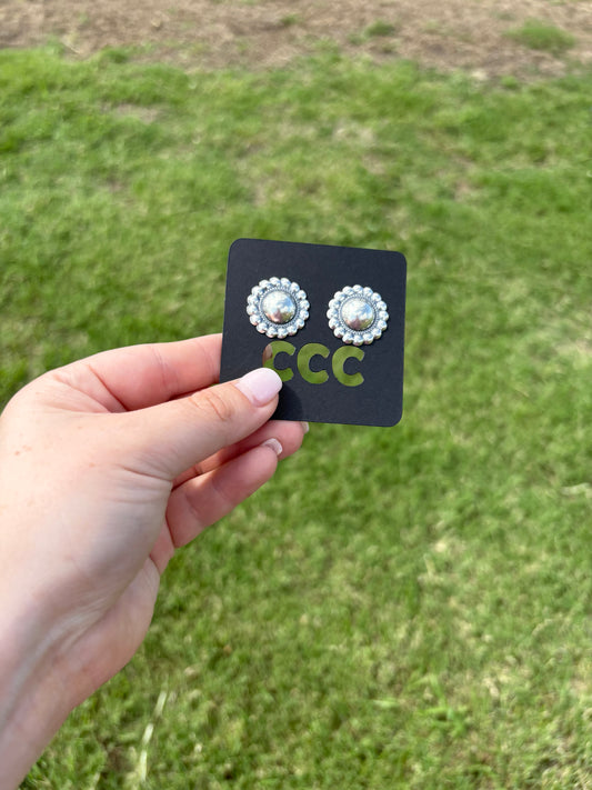Sterling Throwback Studs - Large