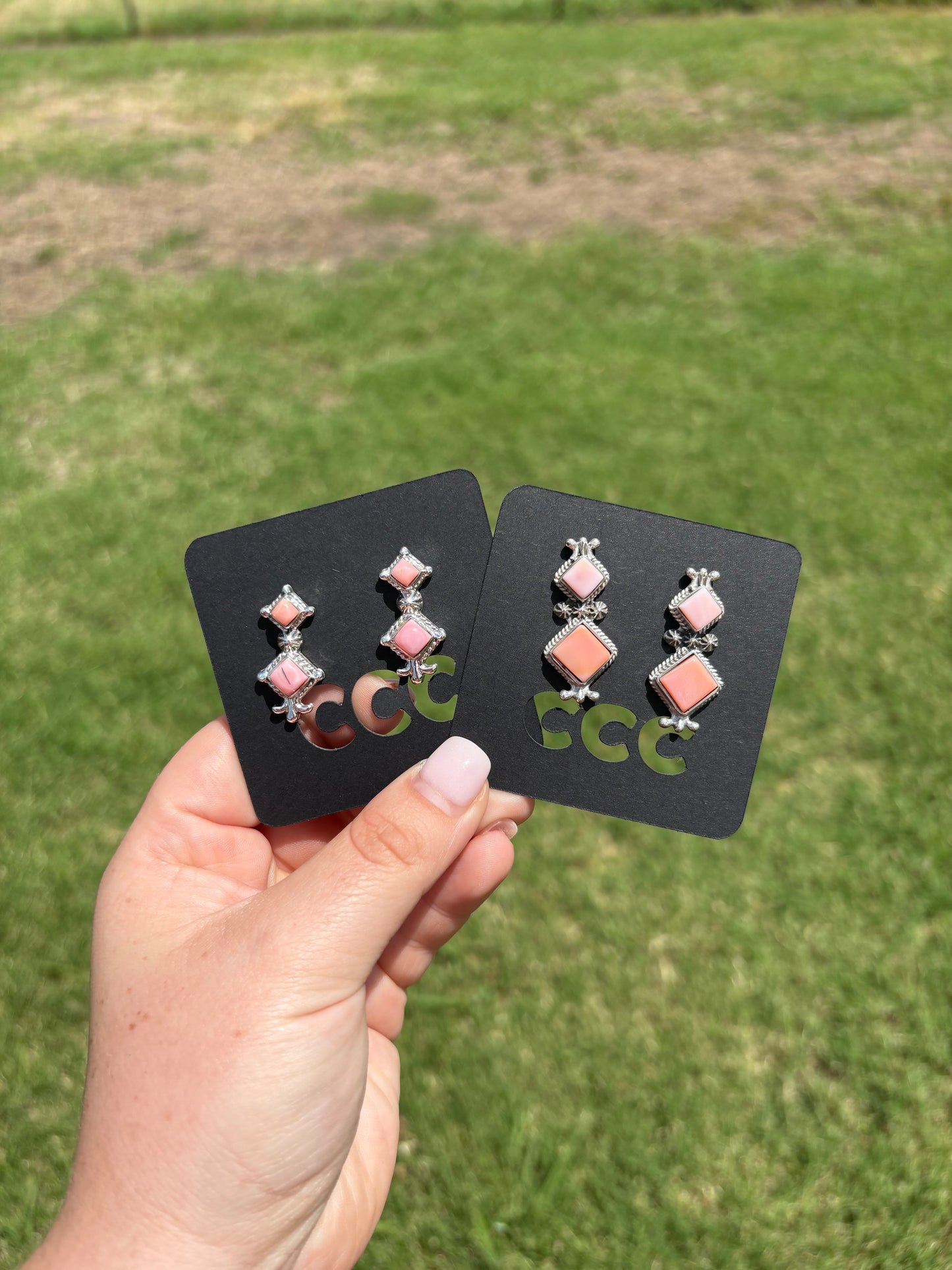 Pink Conch Double Bowtie Earrings